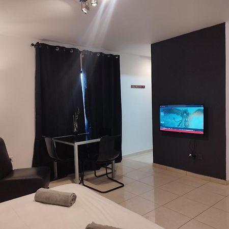 303 St Lazaros View Studio Λάρνακα Εξωτερικό φωτογραφία